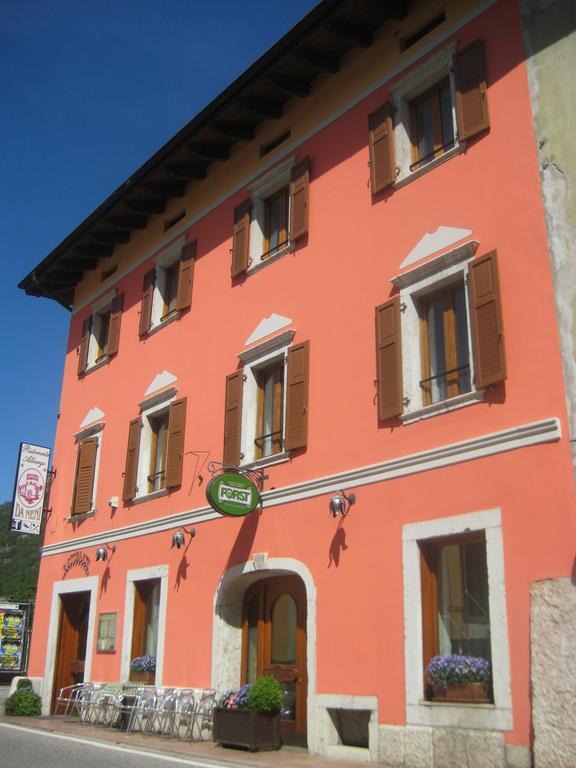Albergo Ristorante Da Neni Mori Eksteriør billede